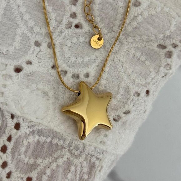 SKU:0090 vintage necklace gold chain with a star pendant stainless steel - Picture 2 of 4